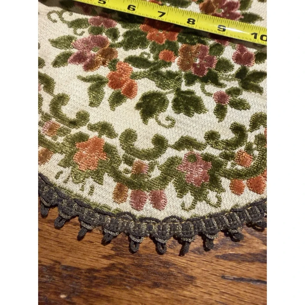 3 Vintage Floral Tapestry Lace Edged Doilies & Runners Floral Gram Antique
